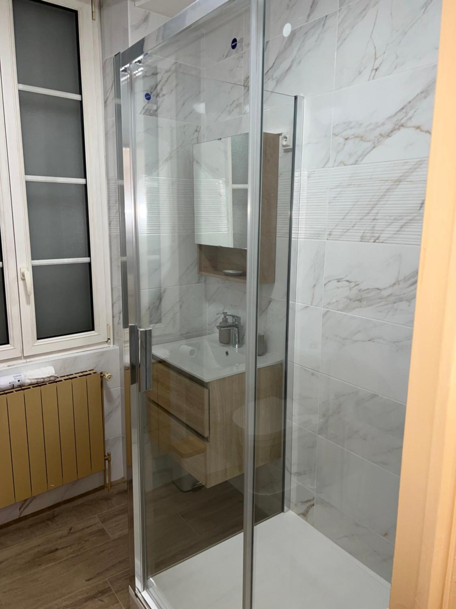 Apartment Le Zola, Avec Parking Prive Sur Demande Payant Sur Place *