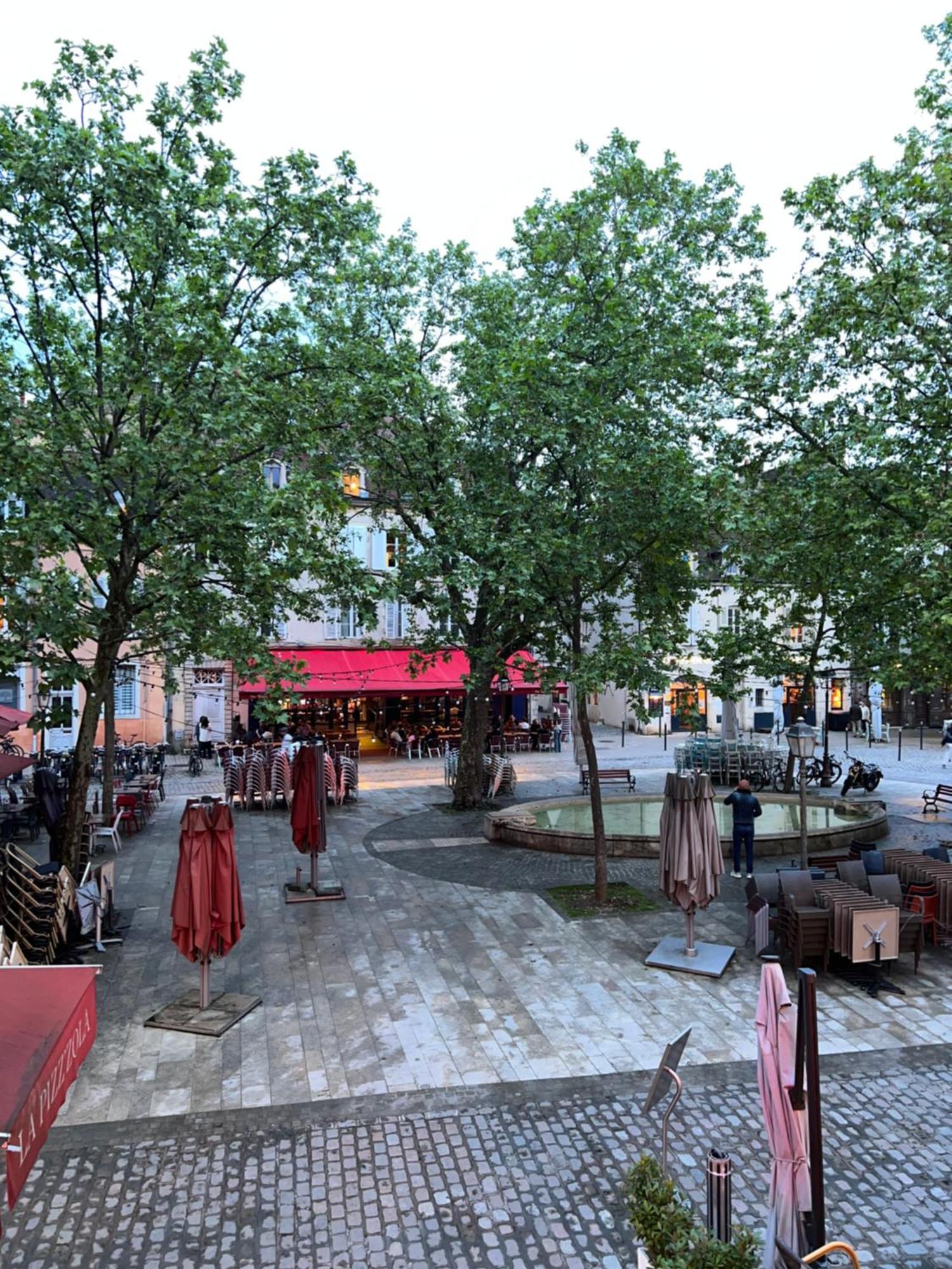Apartment Le Zola, Avec Parking Prive Sur Demande Payant Sur Place
